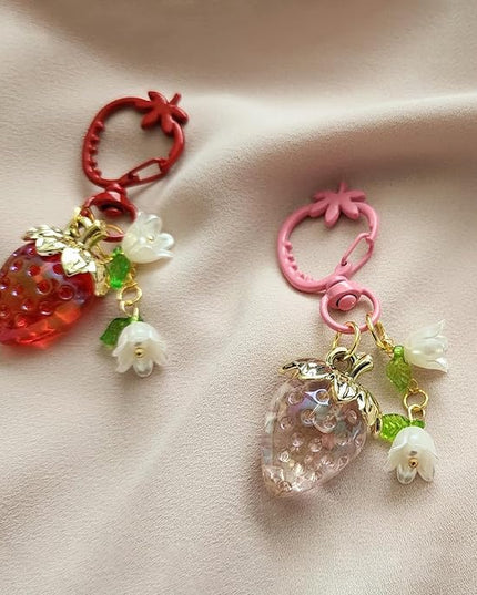 Agromusk Cute Strawberry Keychain,Bag Charms,Kawaii Heart Flower Daisy Key chains Accessories Decor for Girls Purse Gift
