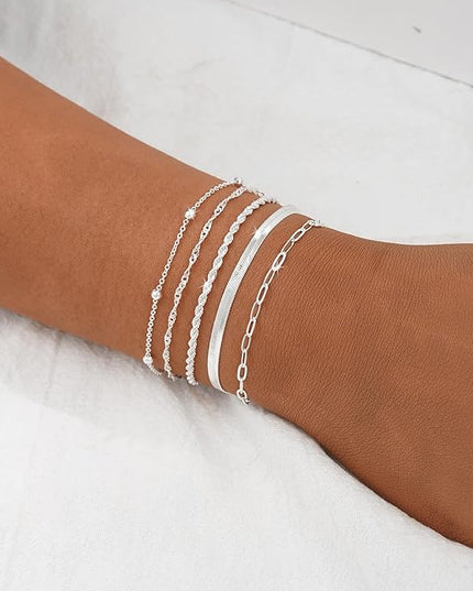 BERISO Gold Bracelets for Women, Elegant Adjustable 14K Gold Plated Bracelet for Women, Trendy Minimalist Dainty Gold Bracelet for Everyday Wear
