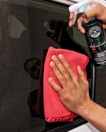 Chemical Guys CLD_202 Signature Series Glass Cleaner (Works on Glass, Windows, Mirrors, Navigation Screens & More; Car, Truck, SUV and Home Use), Ammonia Free & Safe on Tinted Windows, 128 fl oz