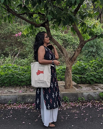 Ecoright Tote Bag for Women with Zipper, Small Tote Bag, Canvas Bag, Reusable Cotton Bag for Beach, Grocery, School & Work