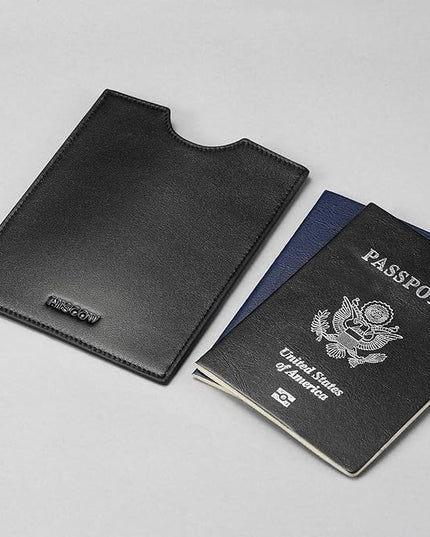 HISCOW Minimalist Passport Sleeve - Italian Calfskin (Black)